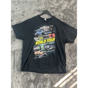 Monster Jam 2022 World Tour T Shirt Men Small Black Grave Digger Earth Shaker